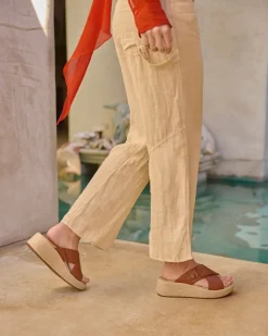 Women ABEO Education|Travel-Solstice Cross Slide Metatarsal