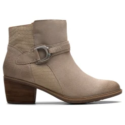 Women Clarks Wide|Standard-Neva Buckle