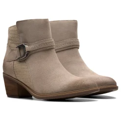 Women Clarks Wide|Standard-Neva Buckle