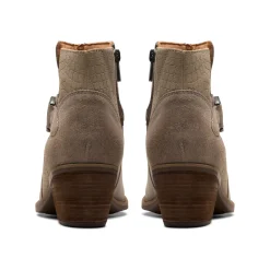 Women Clarks Wide|Standard-Neva Buckle