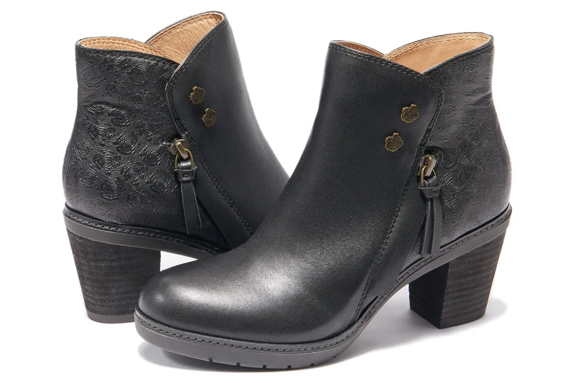 Women Halsa Footwear Standard|Wide-Rea