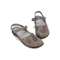 Women Naot Standard|Education-Arataki