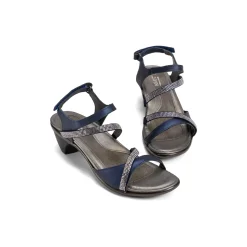 Women Naot Standard|Office-Innovate