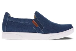 Women Revere Standard|Wide-Attica