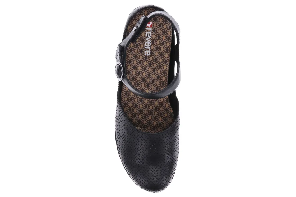 Women Revere Standard|Wide-Calabria