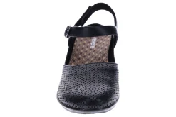 Women Revere Standard|Wide-Calabria