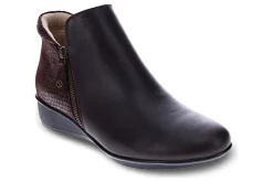 Women Revere Standard|Wide-Damascus