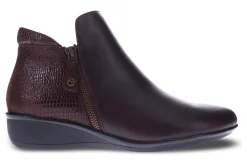 Women Revere Standard|Wide-Damascus