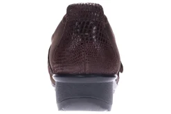 Women Revere Standard|Wide-Genoa