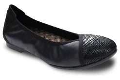 Women Revere Standard|Wide-Nairobi