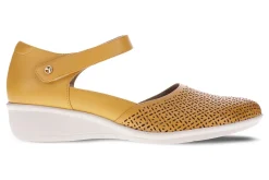 Women Revere Standard|Wide-Osaka