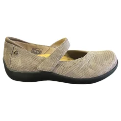 Women Revere Wide|Standard-Timaru