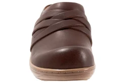 Women Softwalk Narrow|Clogs-Mackay