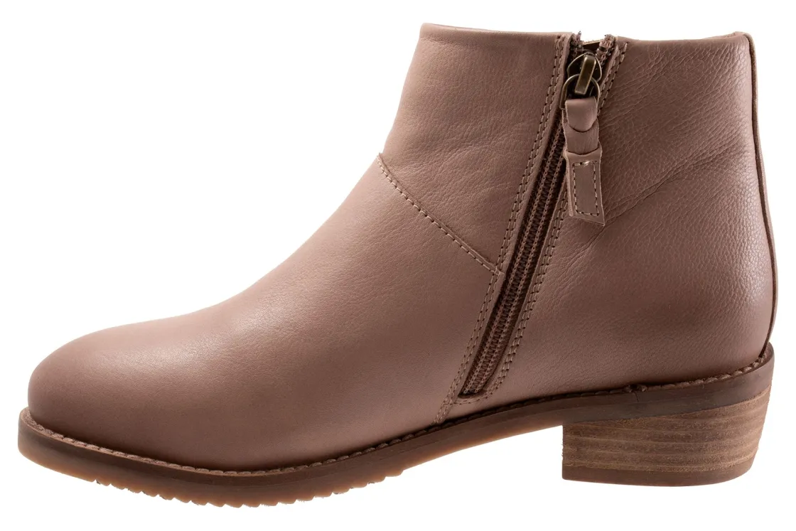 Women Softwalk Standard|Wide-Roselle