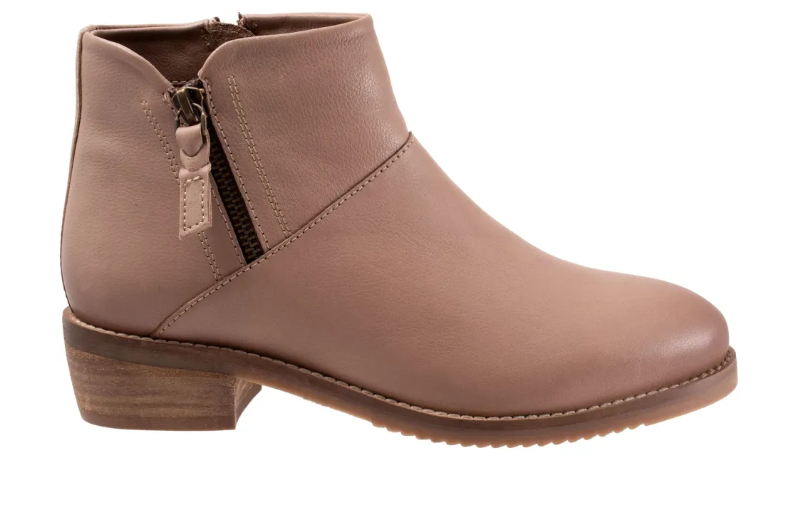 Women Softwalk Standard|Wide-Roselle