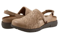 Women Softwalk Standard|Wide-Salina Woven II