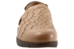 Women Softwalk Standard|Wide-Salina Woven II