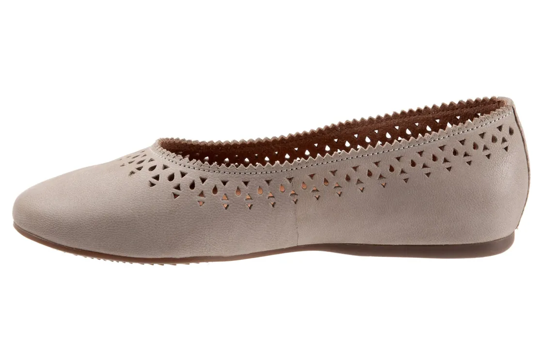 Women Softwalk Standard|Wide-Selma