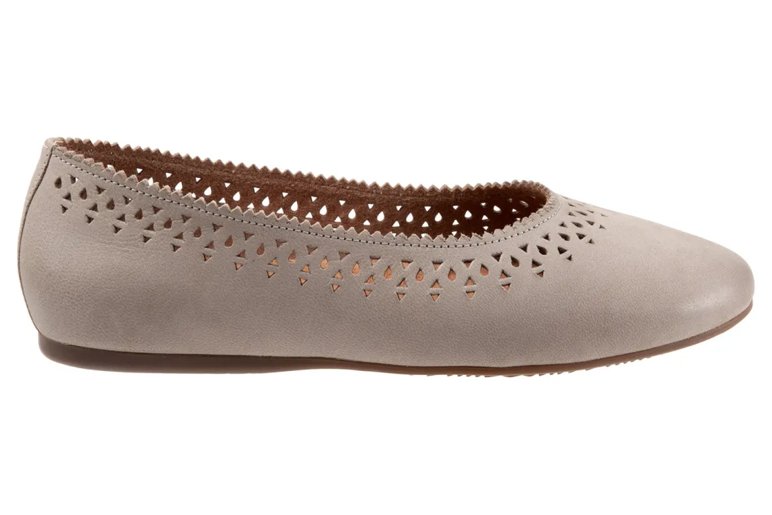 Women Softwalk Standard|Wide-Selma