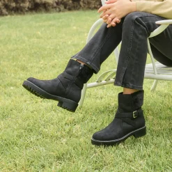 Women The Walking Company Boots-Rainier Zip Boot