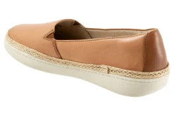 Women Trotters Wide|Casual Shoes-Accent