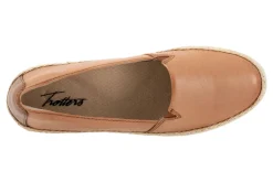 Women Trotters Wide|Casual Shoes-Accent