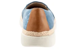 Women Trotters Wide|Casual Shoes-Accent