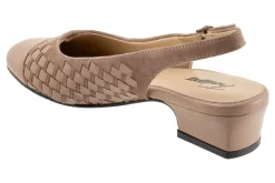 Women Trotters Wide|Standard-Dea Woven