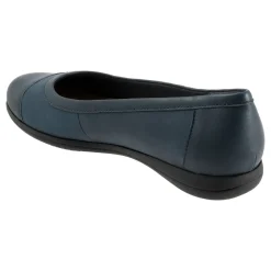 Women Trotters Wide|Standard-Delmara