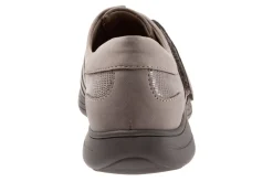 Women Trotters Narrow|Casual Shoes-Joy