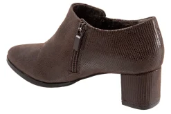 Women Trotters Standard|Wide-Keegan