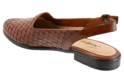 Women Trotters Wide|Standard-Lea