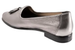 Women Trotters Standard|Wide-Liz Tassel