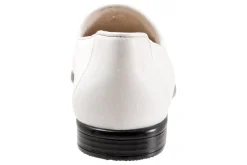 Women Trotters Standard|Wide-Liz Tassel