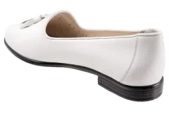 Women Trotters Standard|Wide-Liz Tassel