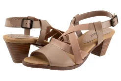Women Trotters Wide|Sandals-Meadow
