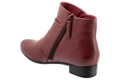 Women Trotters Wide|Standard-Mila