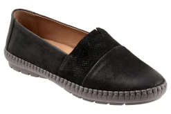 Women Trotters Wide|Casual Shoes-Ruby