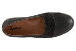 Women Trotters Wide|Casual Shoes-Ruby