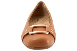 Women Trotters Standard|Extra Wide-Sizzle Signature