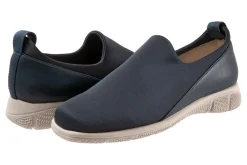 Women Trotters Wide|Casual Shoes-Ultima