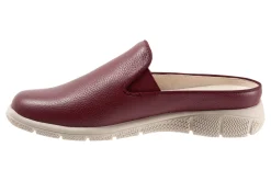 Women Trotters Standard|Casual Shoes-Uma